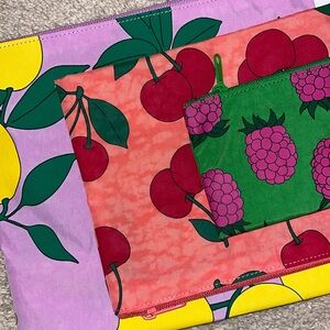 NWOT BAGGU Go Pouch Set Sunshine Fruit